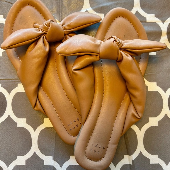 a new day Shoes - Tan Bow Slide Sandals